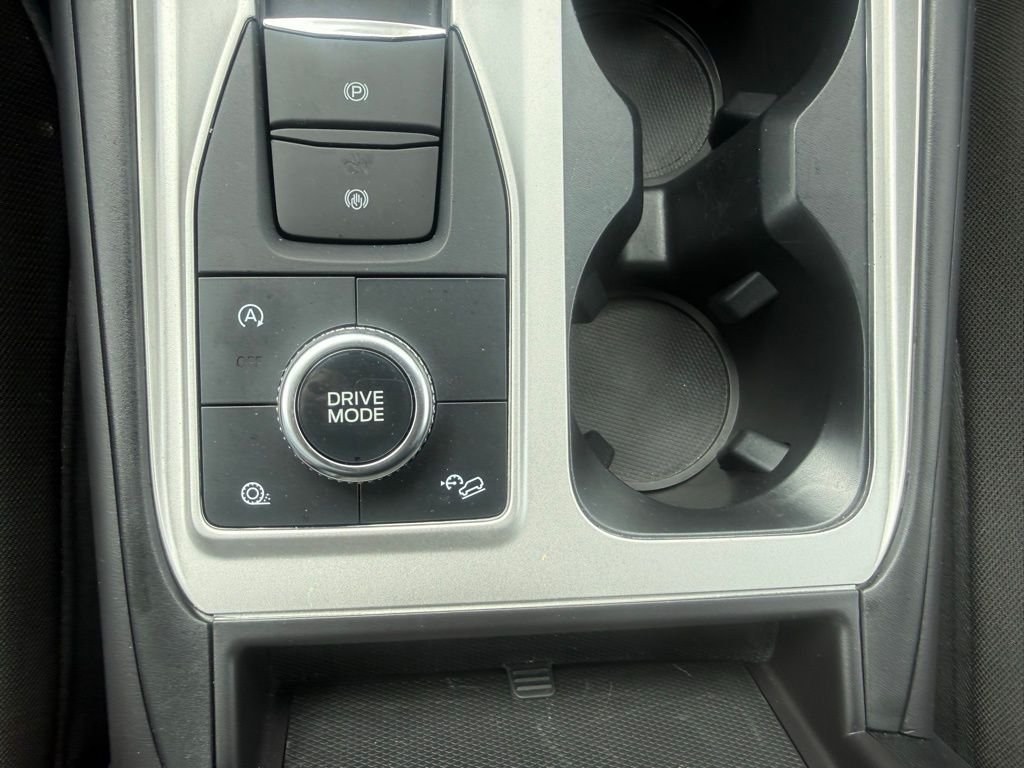 Used 2024 Gray Ford XLT image 24
