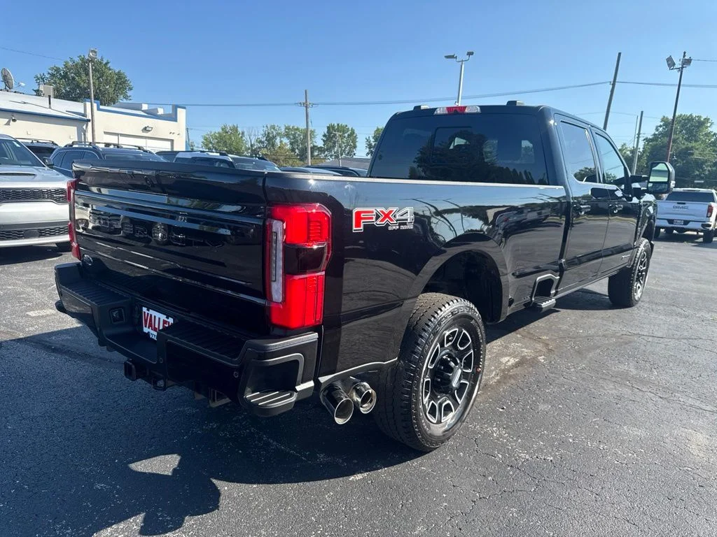 Used 2025 Black Metallic Ford Platinum image 3