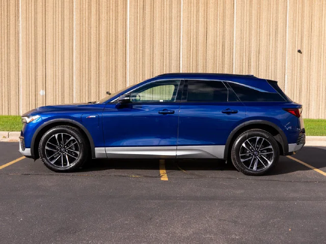 Used 2024 Acura ZDX A-SPEC with VIN 4W5KHNRLXRZ516146 for sale in Glendale, WI