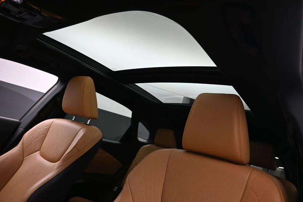 Used 2025 White Lexus 350 Premium Plus image 20