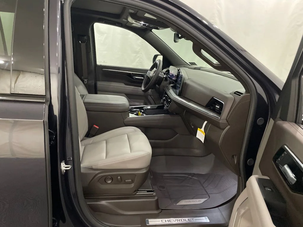 New 2026 Dark Ash Metallic Chevrolet Z71 image 24
