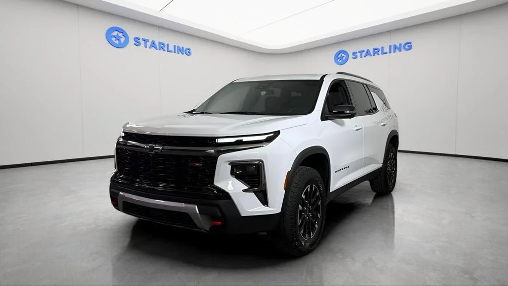 Used 2024 Summit White Chevrolet Z71 image 16