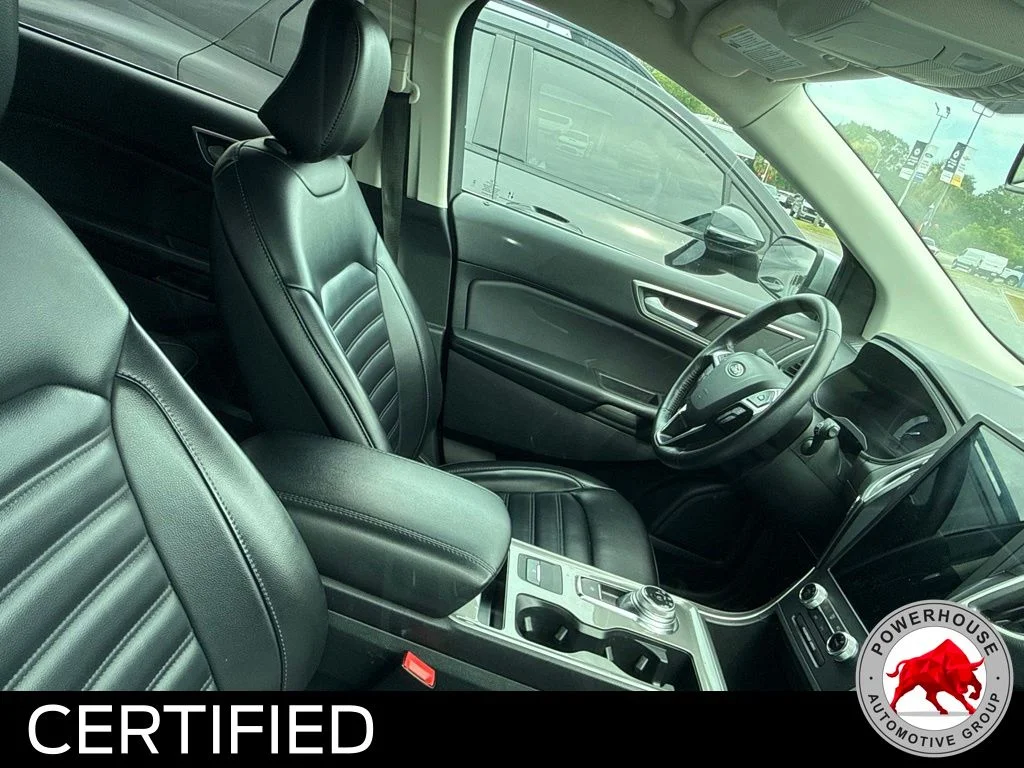 Used 2024 Silver Ford SEL image 3