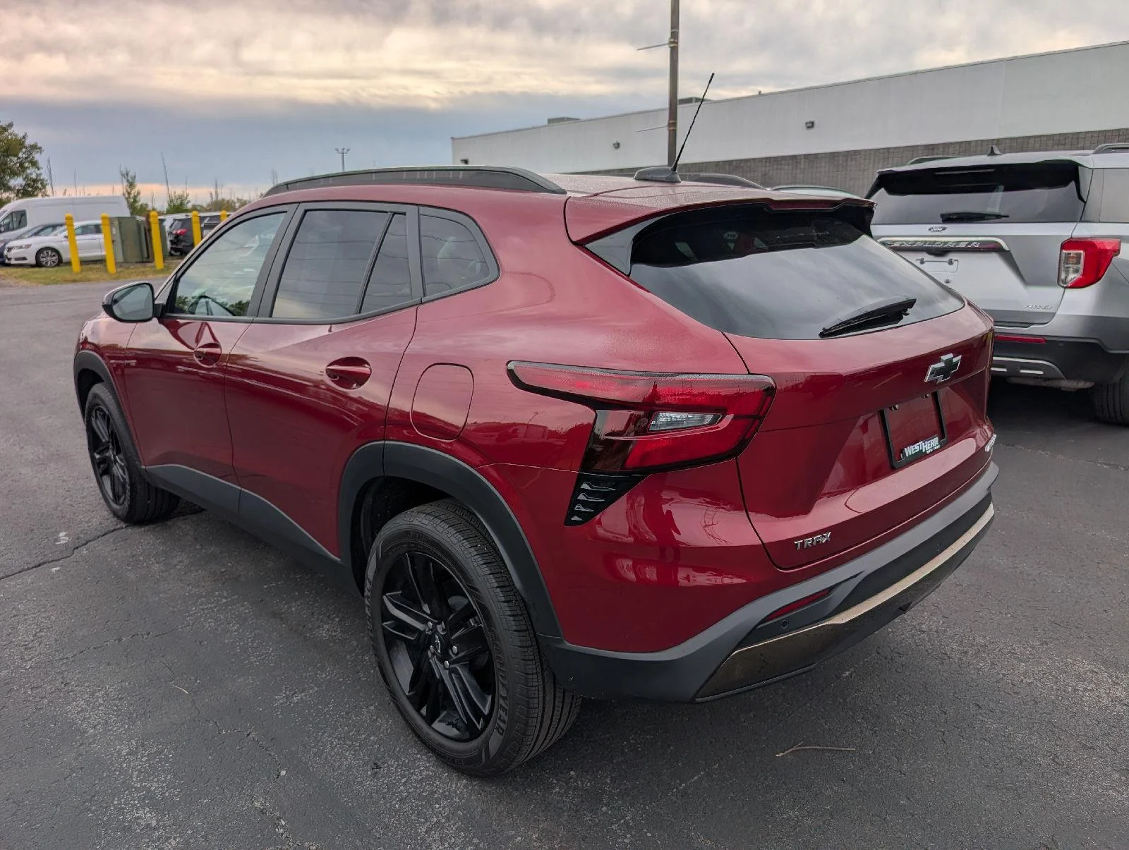 Used 2024 Crimson Metallic Chevrolet ACTIV image 6