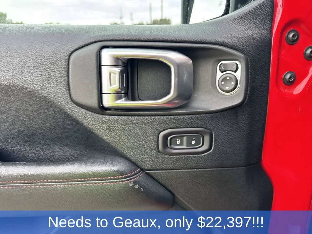 Used 2018 Red Jeep Unlimited Rubicon image 42