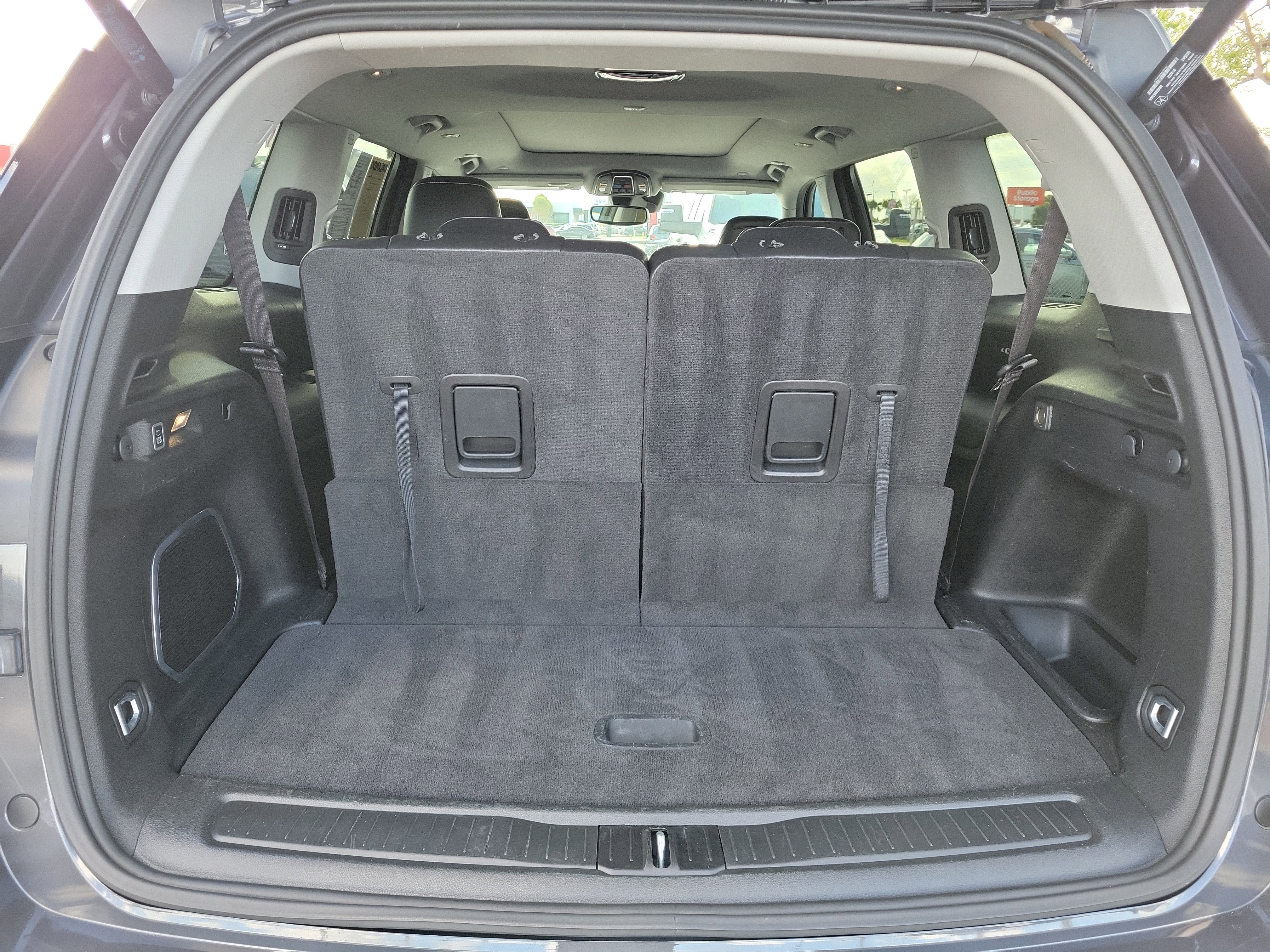 Used 2022 Baltic Gray Metallic Clearcoat Jeep Limited image 9