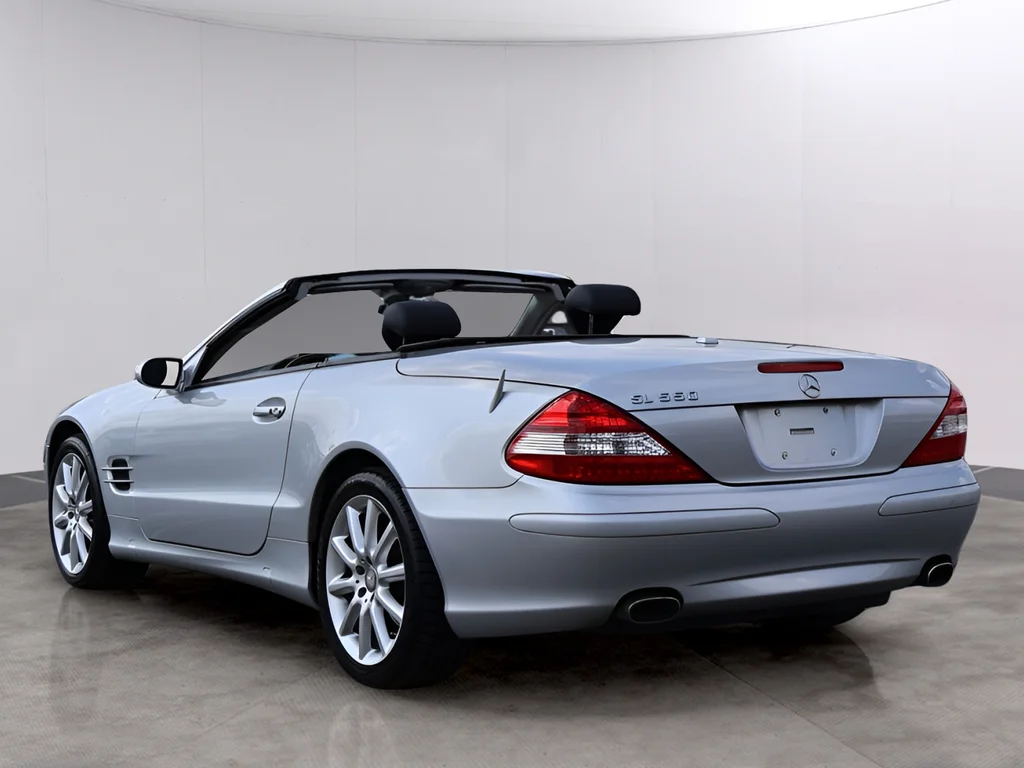 Used 2008 Iridium Silver Metallic Mercedes-Benz SL 550 image 5