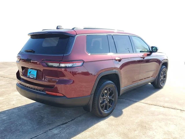 New 2026 Velvet Red Pearl-Coat Exterior Paint Jeep Altitude image 4