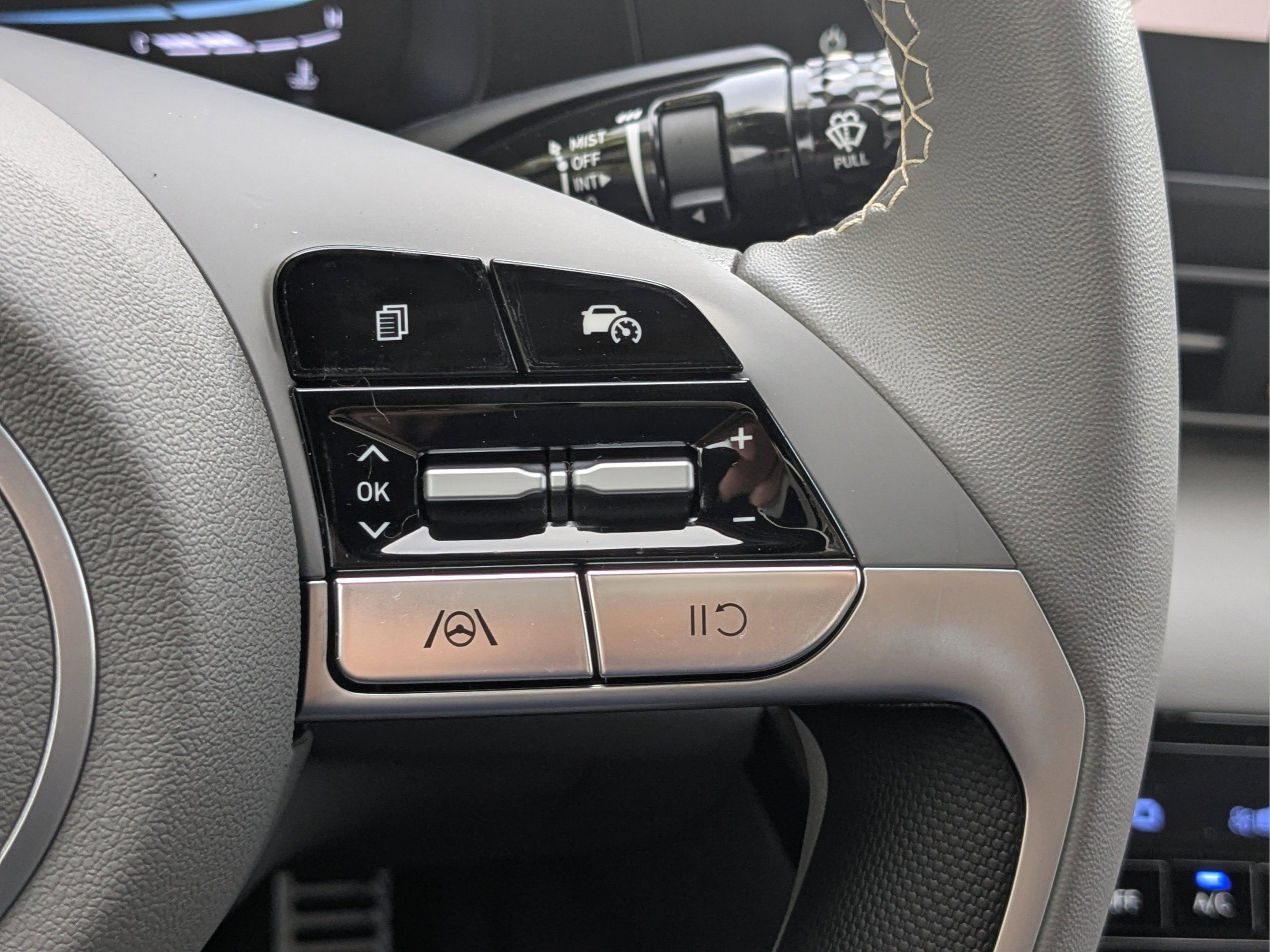 New 2026 Serenity White Hyundai SEL Sport image 17