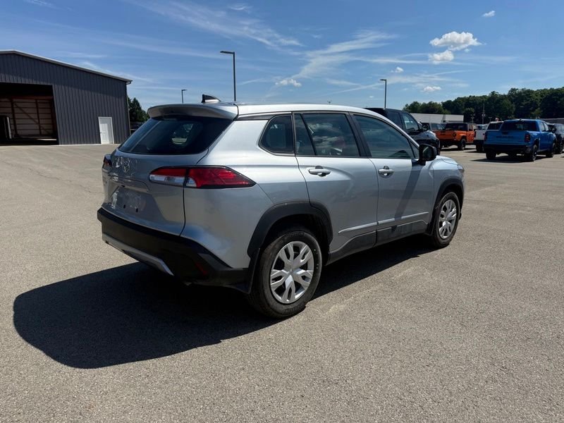 Used 2023 Silver Toyota L image 6