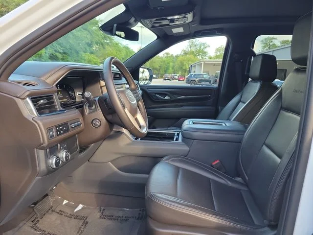 Used 2024 Summit White GMC Denali image 2