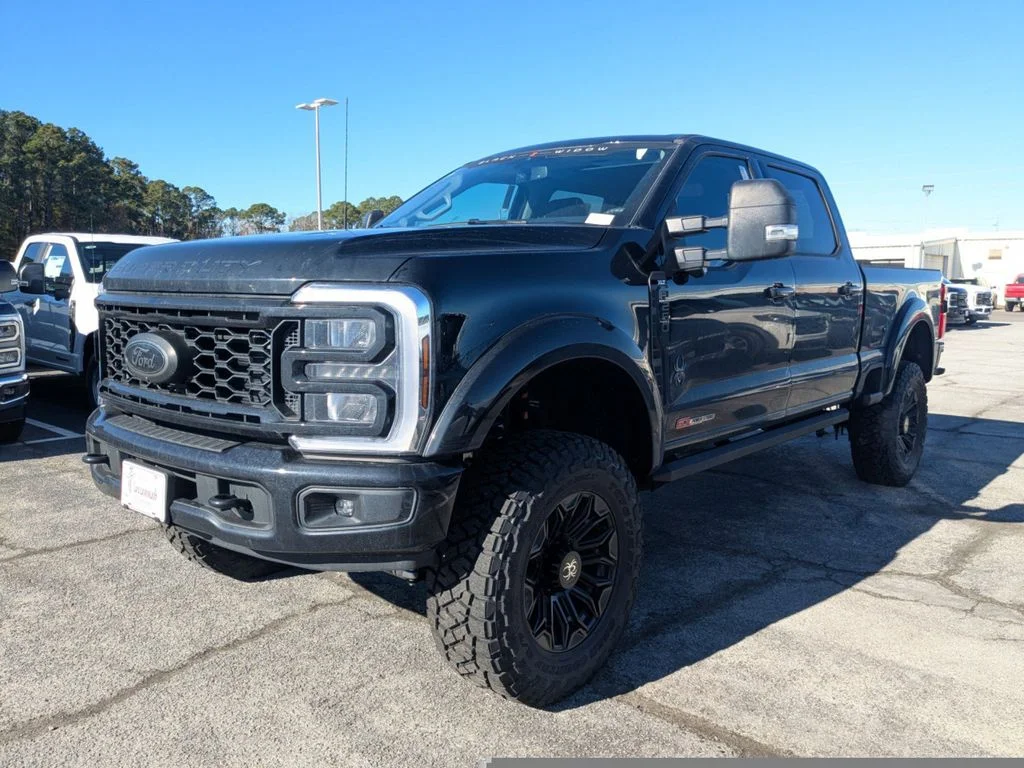 New 2026 Agate Black Metallic Ford XLT image 8