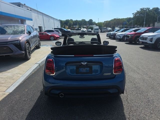 Used 2022 Blue MINI Iconic image 6