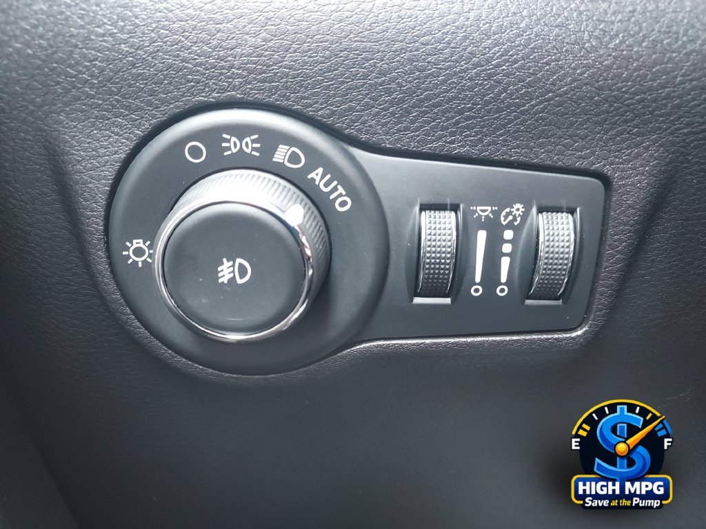 Used 2025 Red Jeep Limited image 9