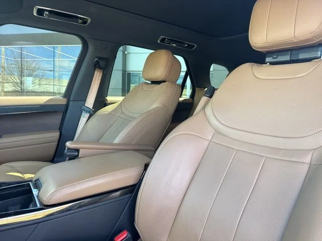 Certified Used 2024 White Land Rover SE image 13