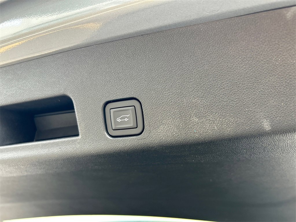 2026 GMC ACADIA - Image 34