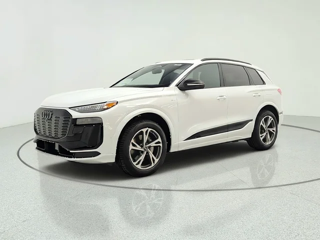 2027 Audi Q6 e-tron Premium Plus quattro