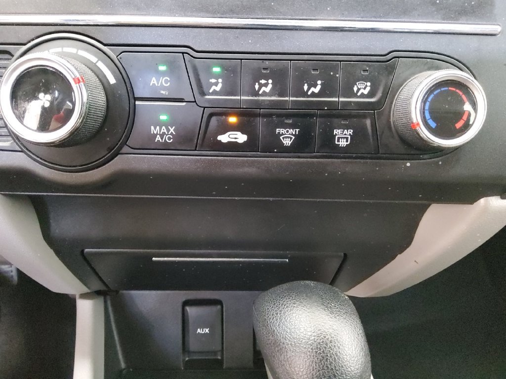 Used 2014 Blue Honda LX image 26
