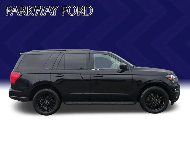 Used 2022 Black Ford XLT image 6