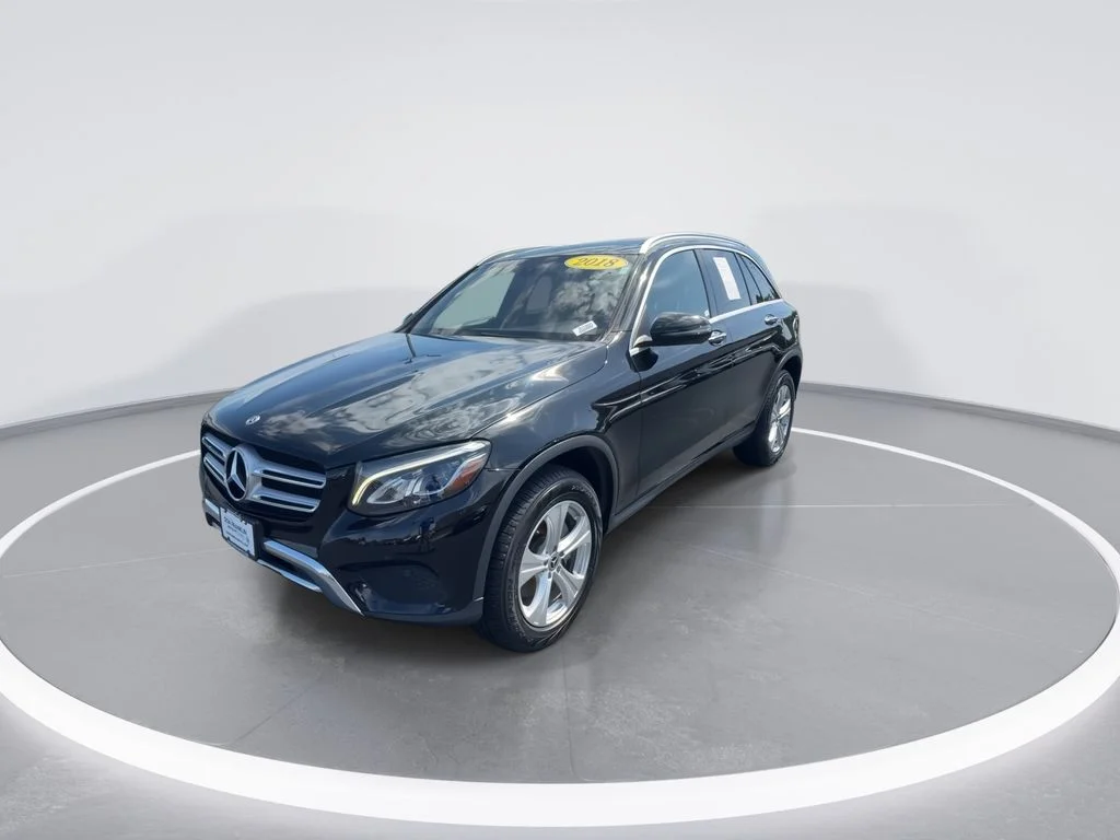 Used 2018 Black Mercedes-Benz GLC 300 image 4