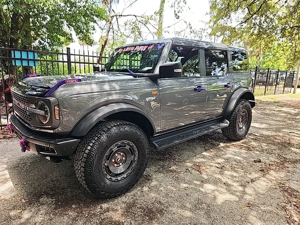 2025 Ford Bronco Badlands 4x4's photo