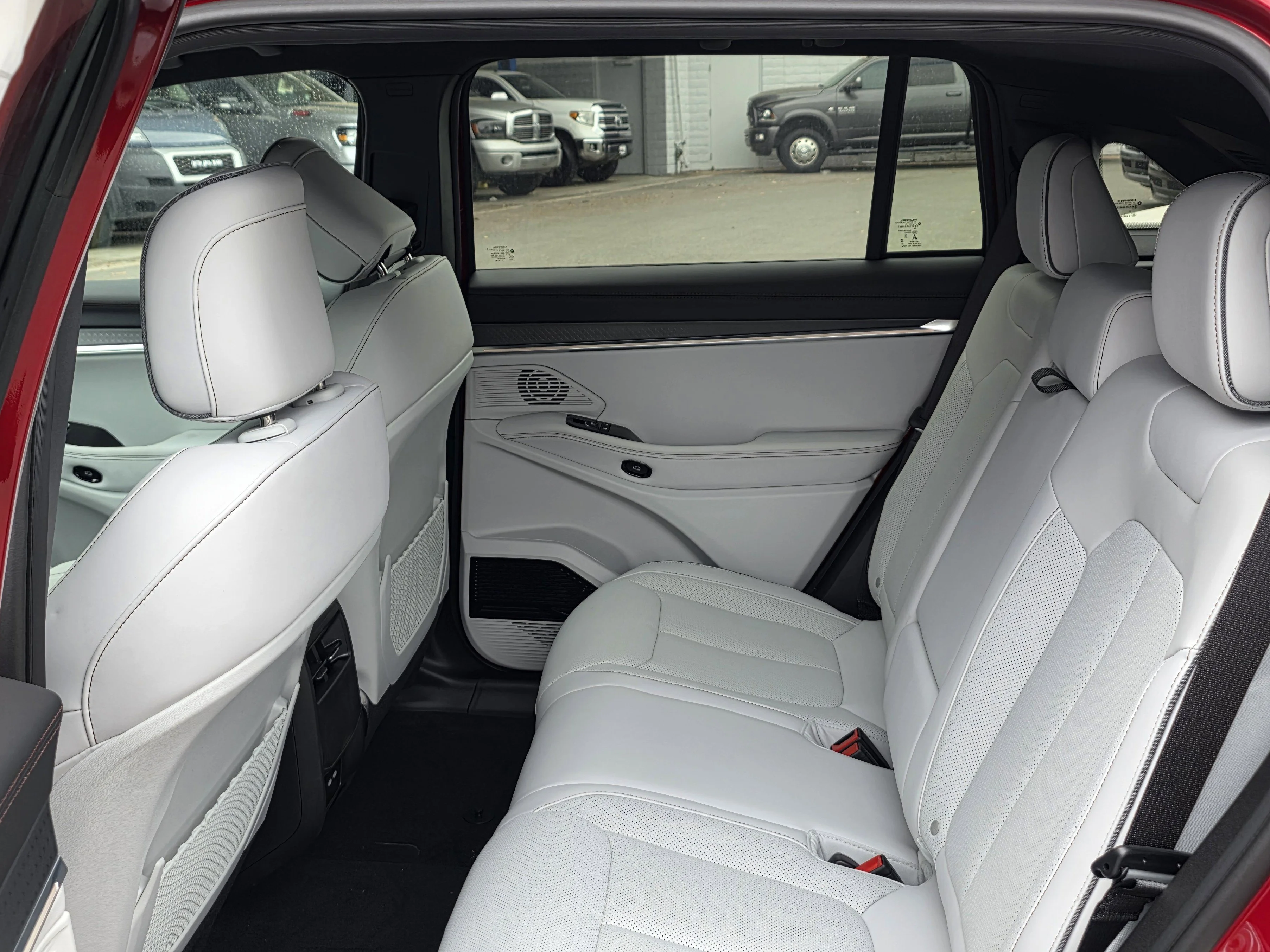 2025 Jeep Wagoneer S Limited - Photo 11