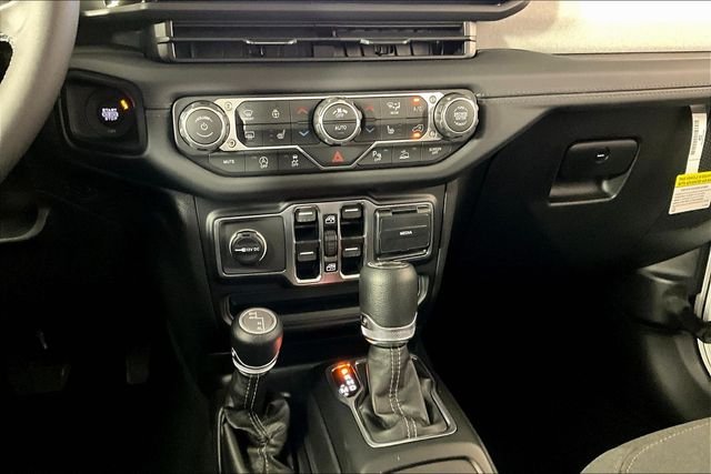 2026 Jeep Wrangler 4-Door Sahara - Photo 7