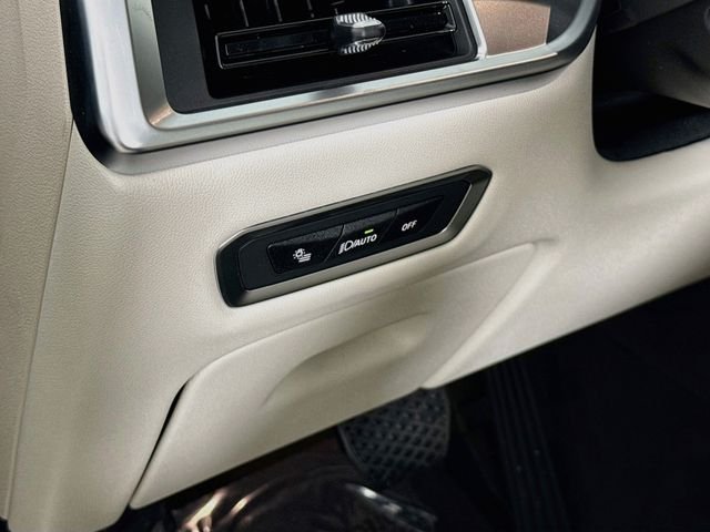 New 2027 Blue Ridge Mountain Metallic BMW xDrive40i image 10