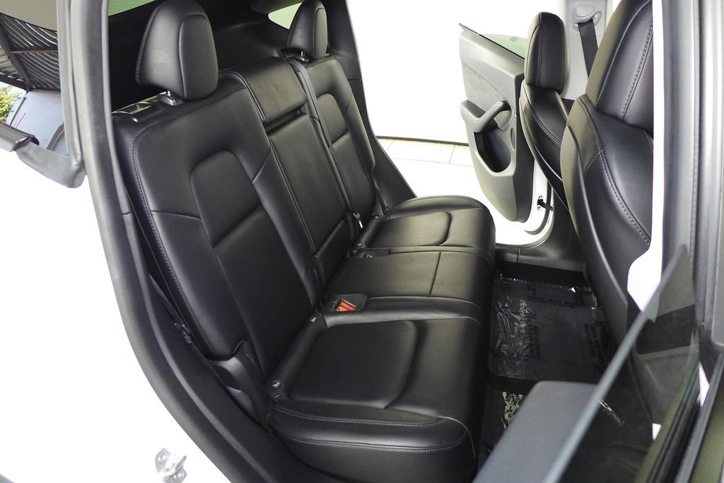 Used 2022 Pearl White Multi-Coat Tesla Long Range image 20