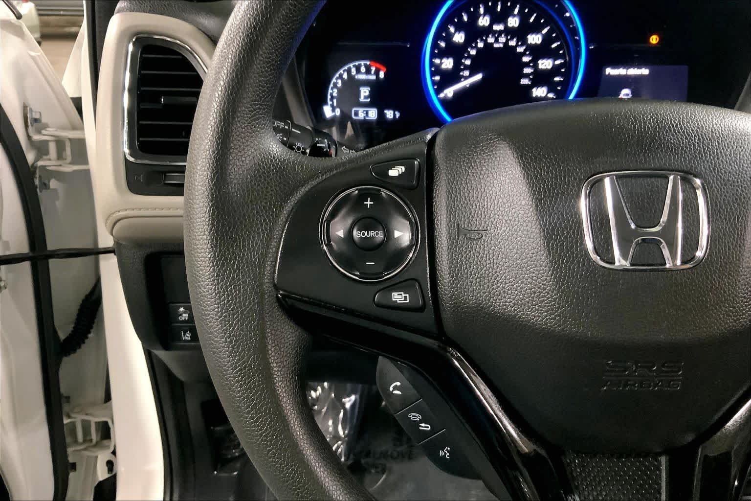 Used 2022 Platinum White Pearl Honda EX image 24