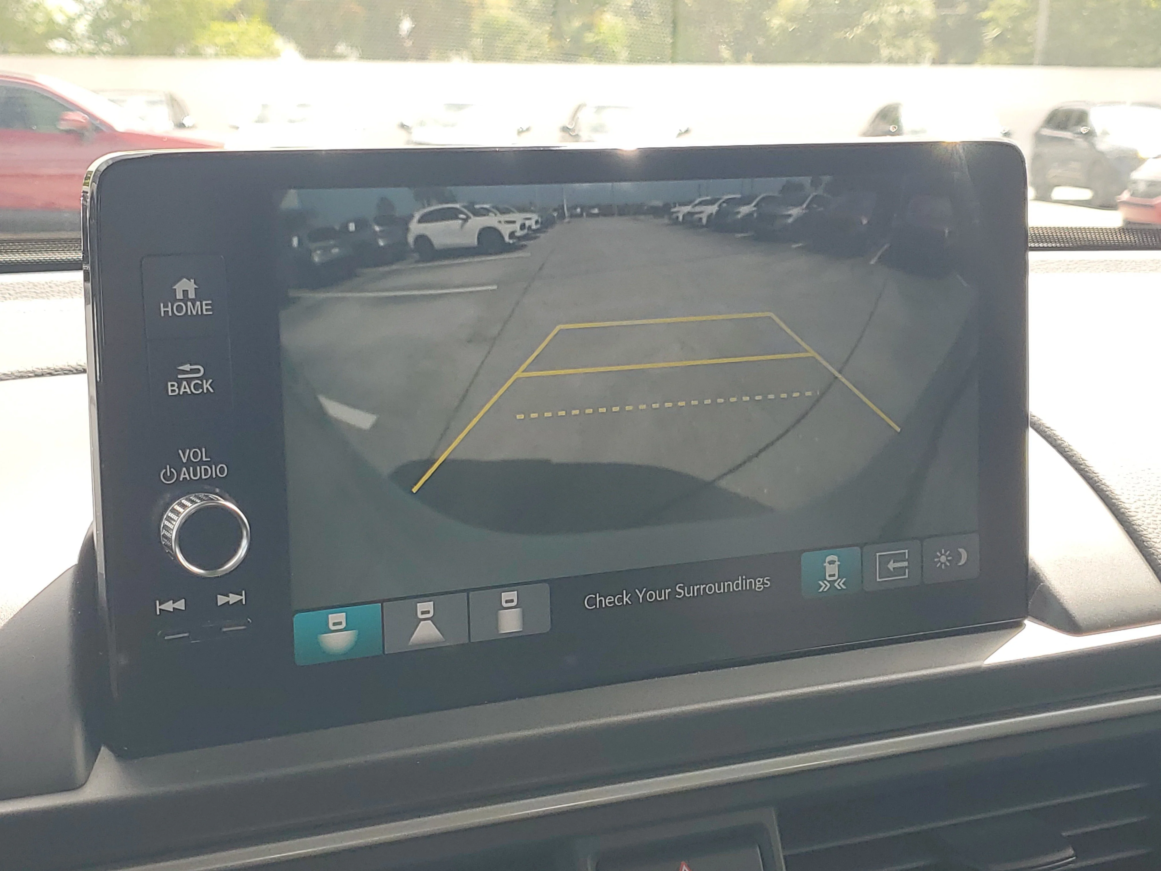 Used 2025 White Honda Touring image 26