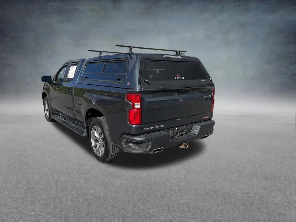 Used 2020 Gray Chevrolet RST image 3