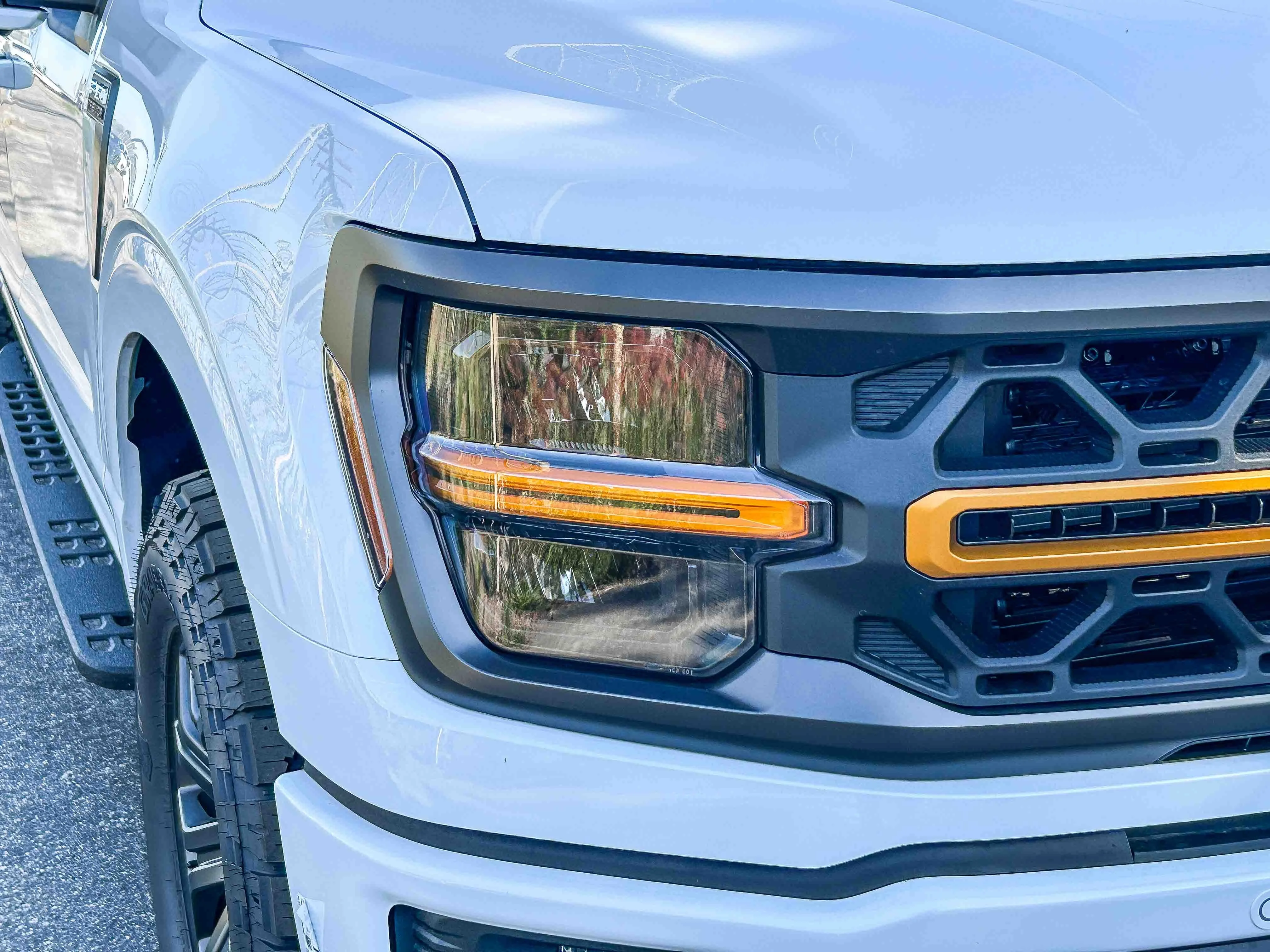 New 2026 Oxford White Ford Tremor® image 4
