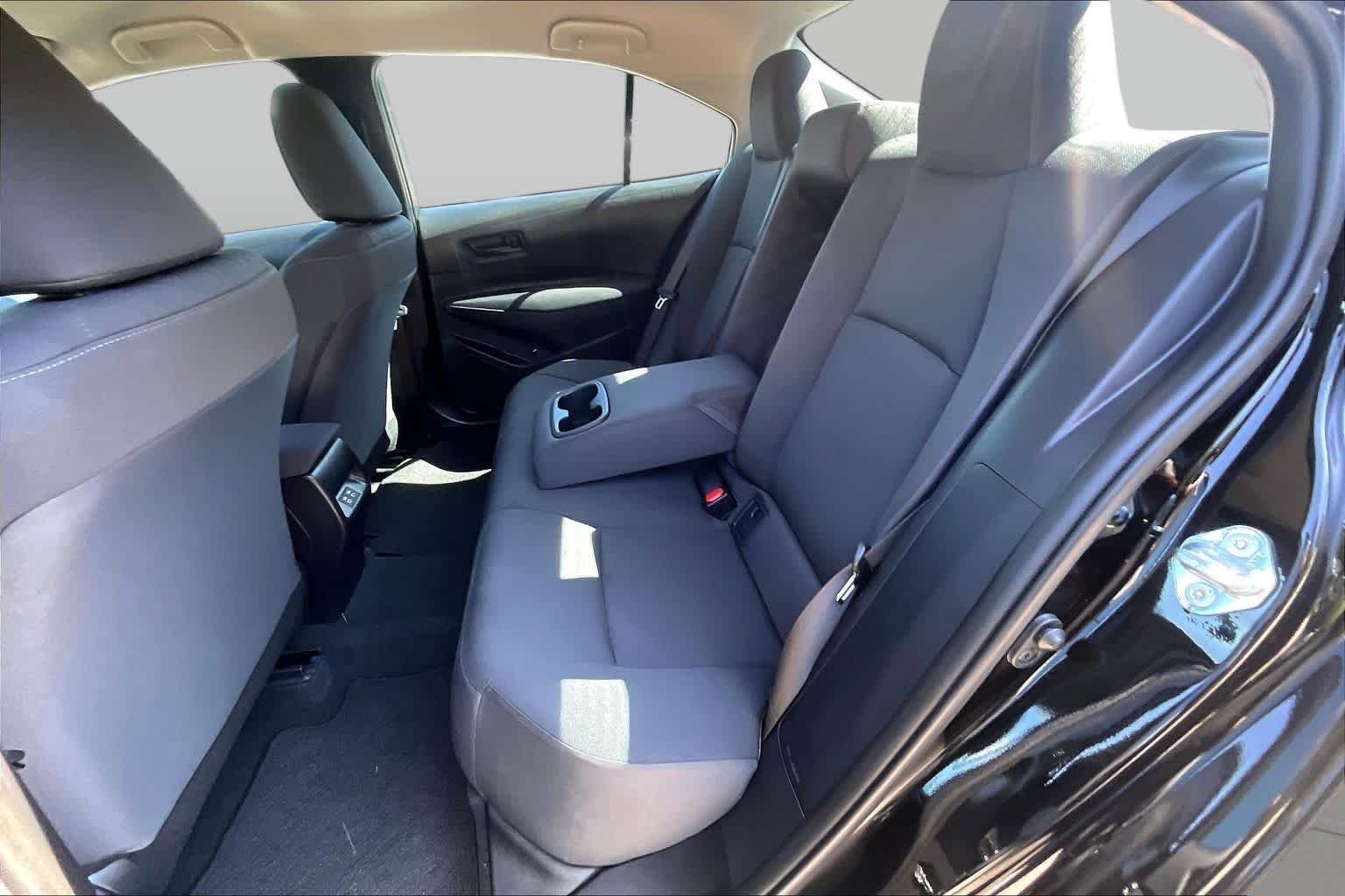 Used 2025 Midnight Black Metallic Toyota LE image 17