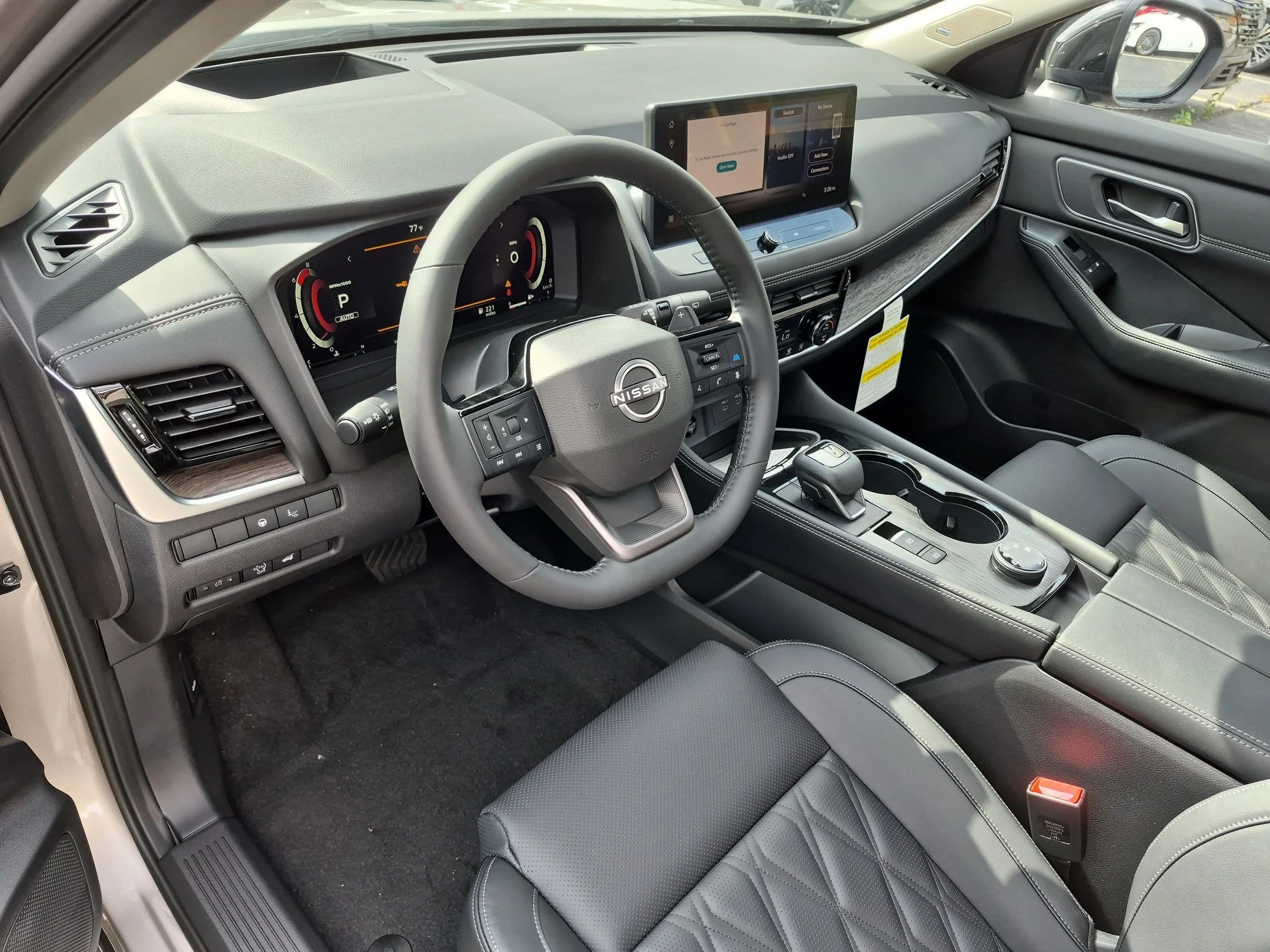 New 2026 Champagne Silver Metallic Nissan Platinum image 3