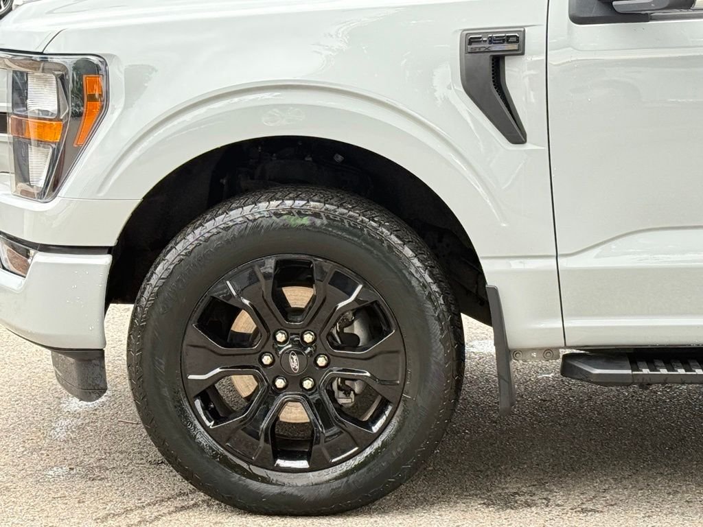 Used 2023 Avalanche Ford XL image 6