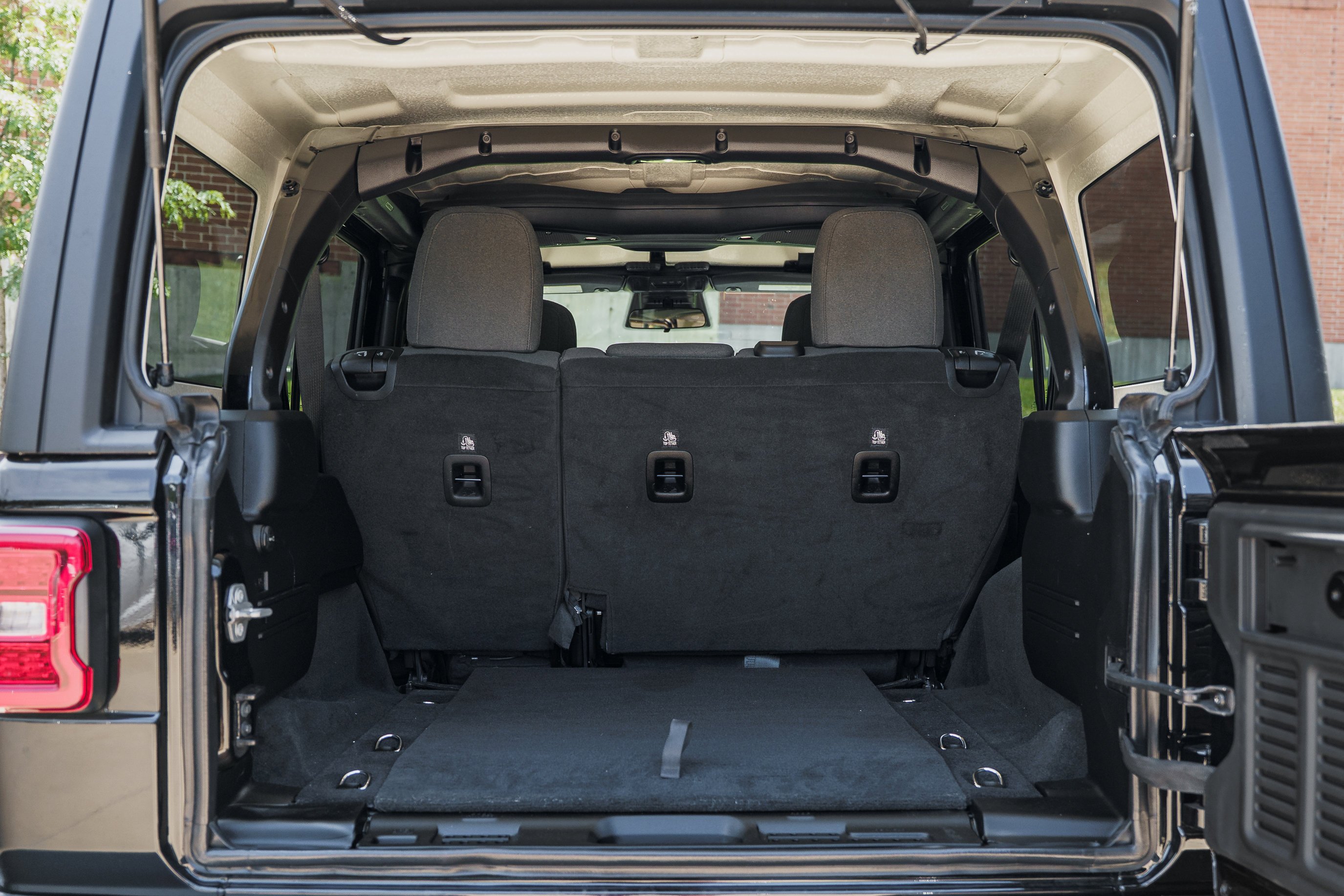 Used 2026 Black Clearcoat Jeep Rubicon image 25