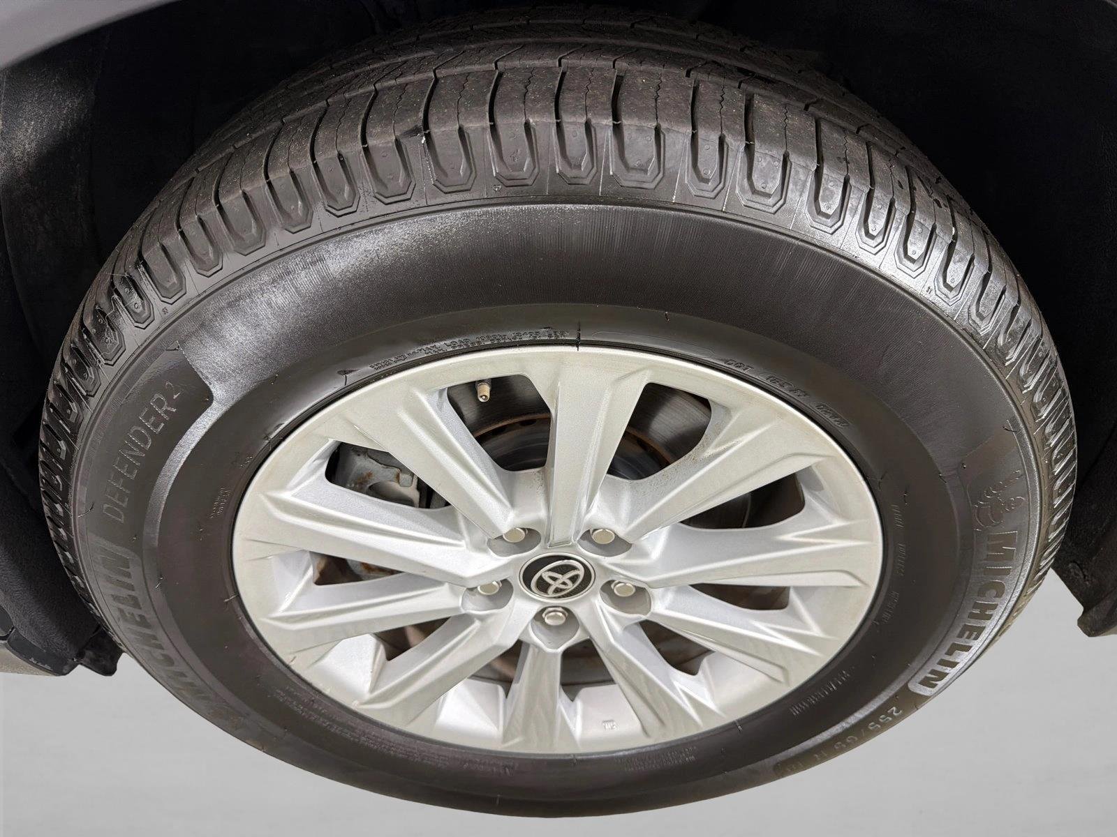 Used 2025 Storm Cloud Toyota XLE image 11