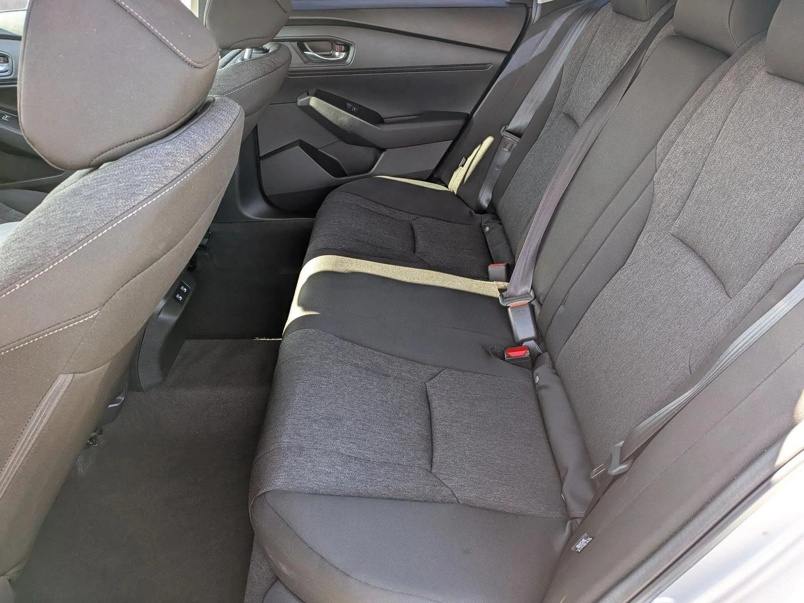 Used 2025 Solar Silver Metallic Honda SE image 17