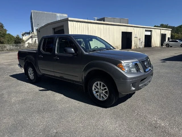 Used 2019 Gray Nissan SV image 3