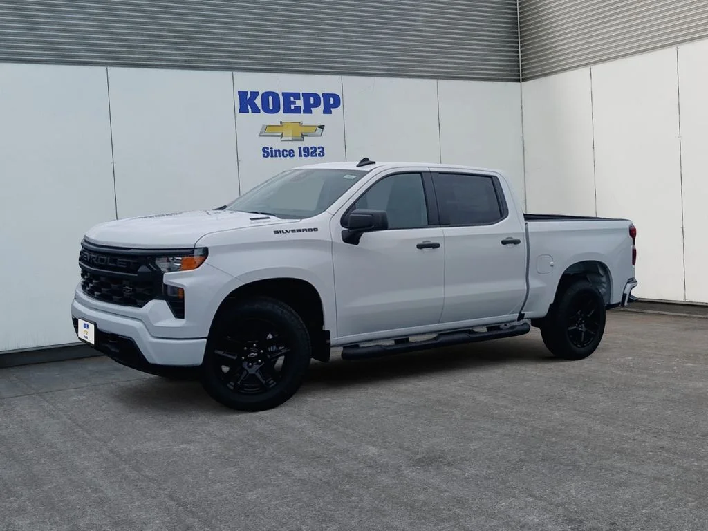 New 2026 Summit White Chevrolet Custom image 1
