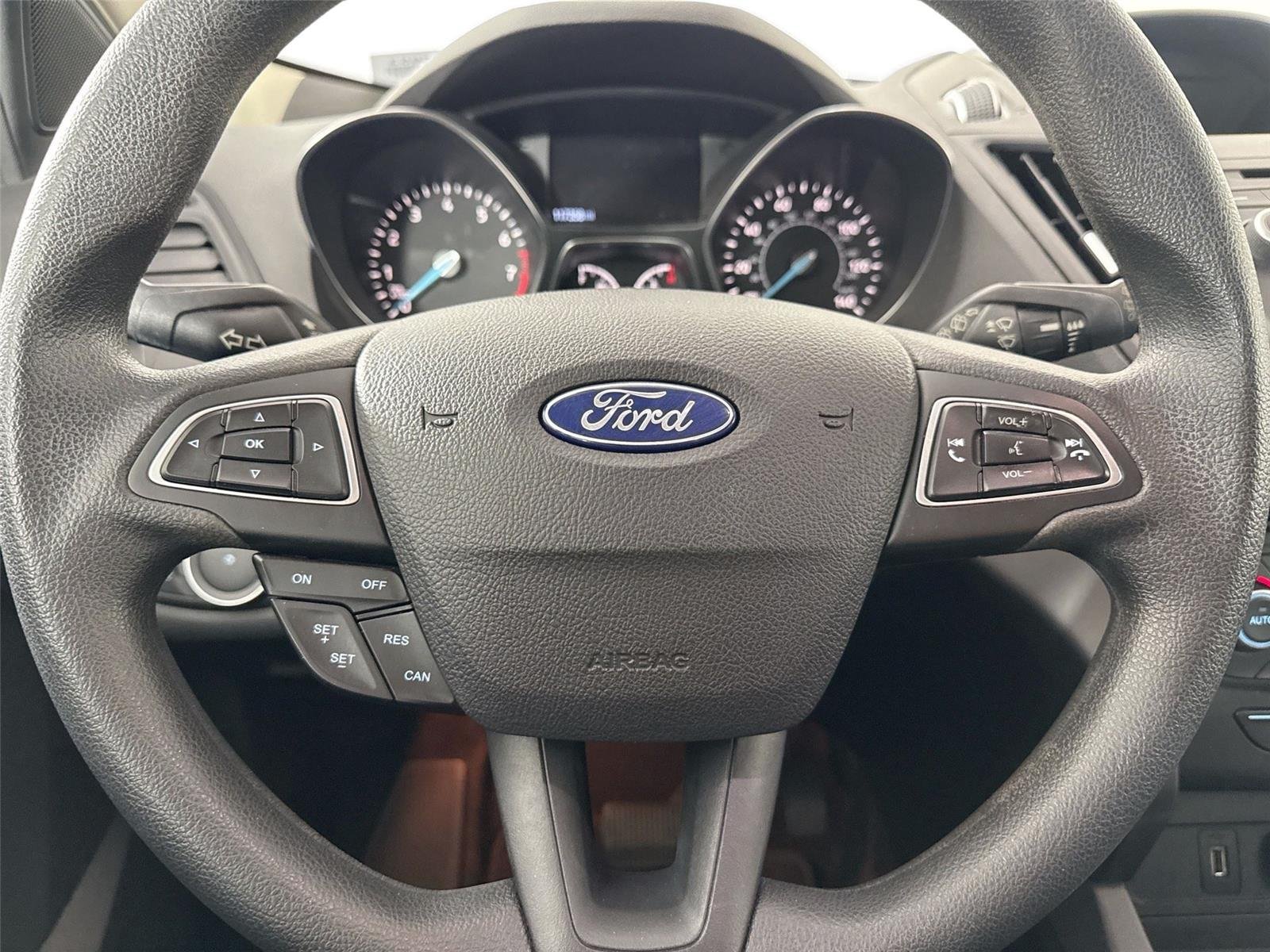 Used 2018 Ingot Silver Ford SE image 16