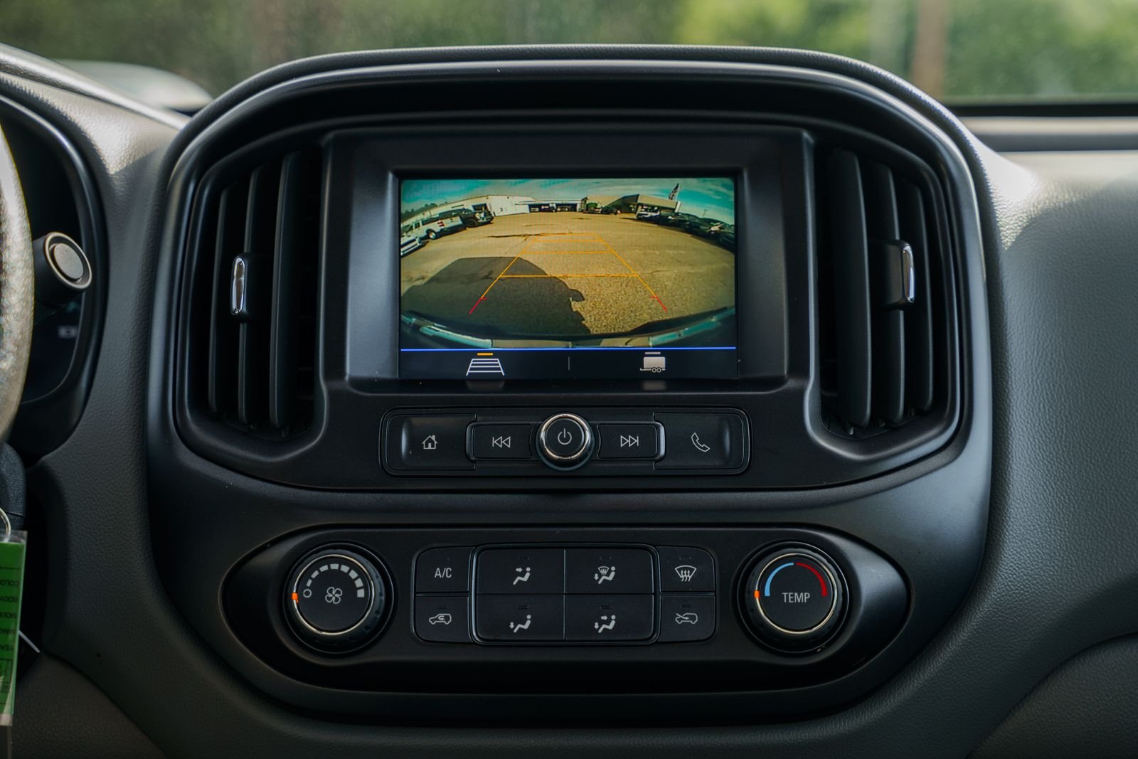 Used 2022 Gray GMC Elevation Standard image 33