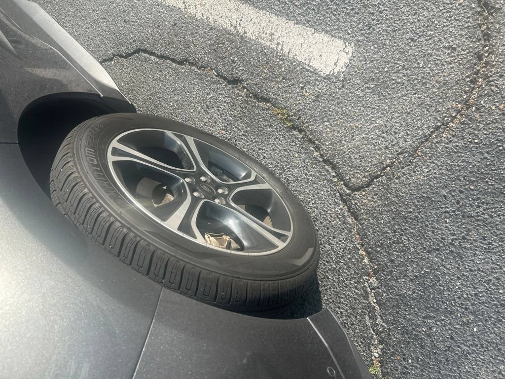 Used 2019 Magnetic Ford ST image 9
