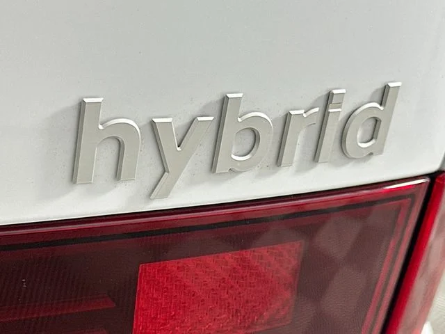New 2026 Hyundai SANTA FE HYBRID SE