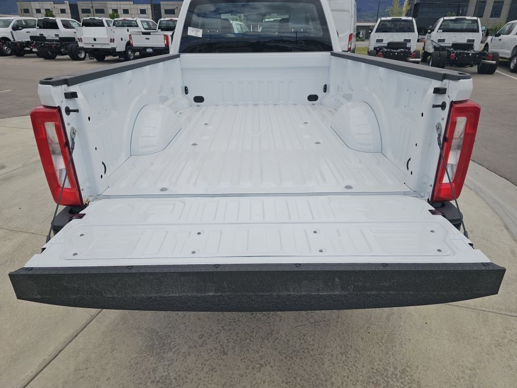 New 2026 Oxford White Ford XL image 26