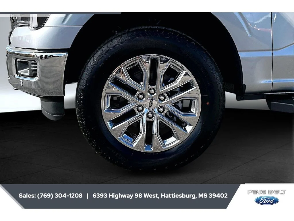 New 2026 Iconic Silver Metallic Ford Lariat® image 7