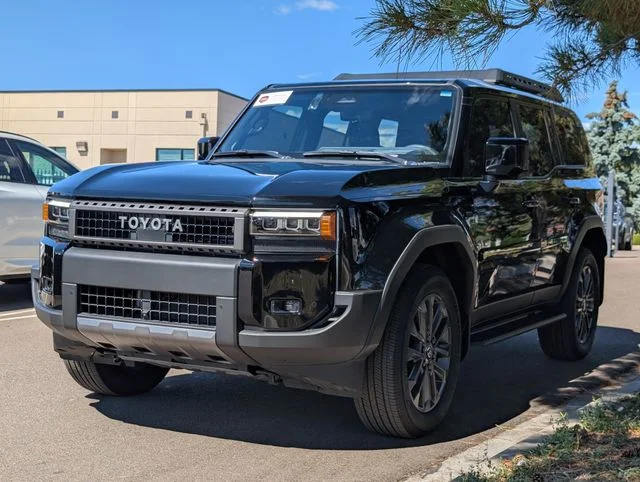 Used 2025 Black Toyota Base image 5