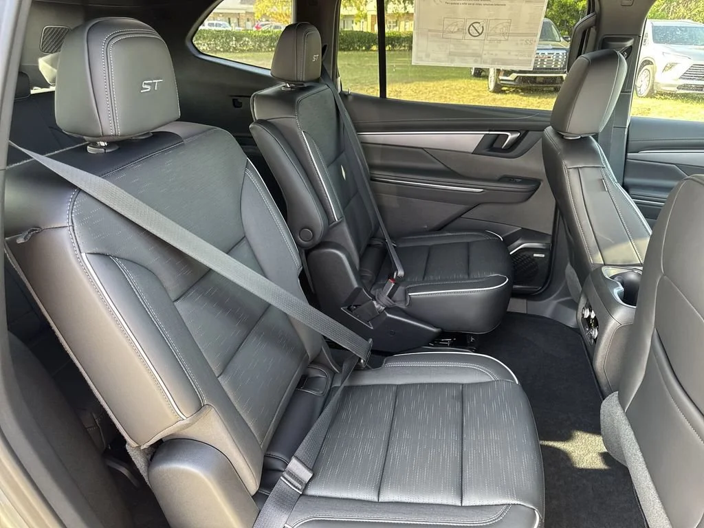 2026 Buick Enclave Sport Touring - Photo 35