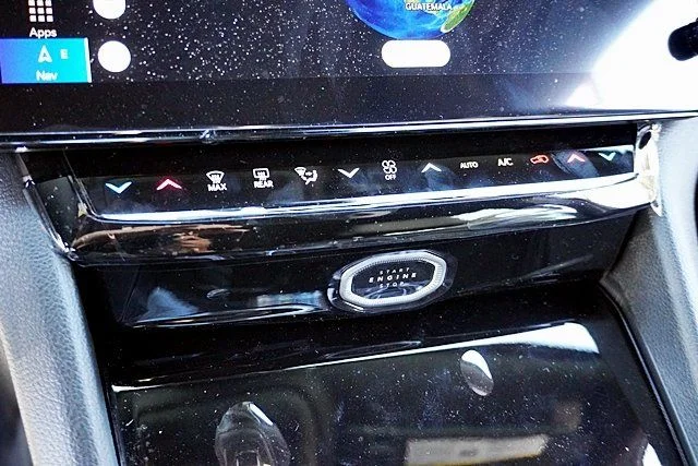 New 2026 Bright White Clearcoat Jeep Altitude image 33